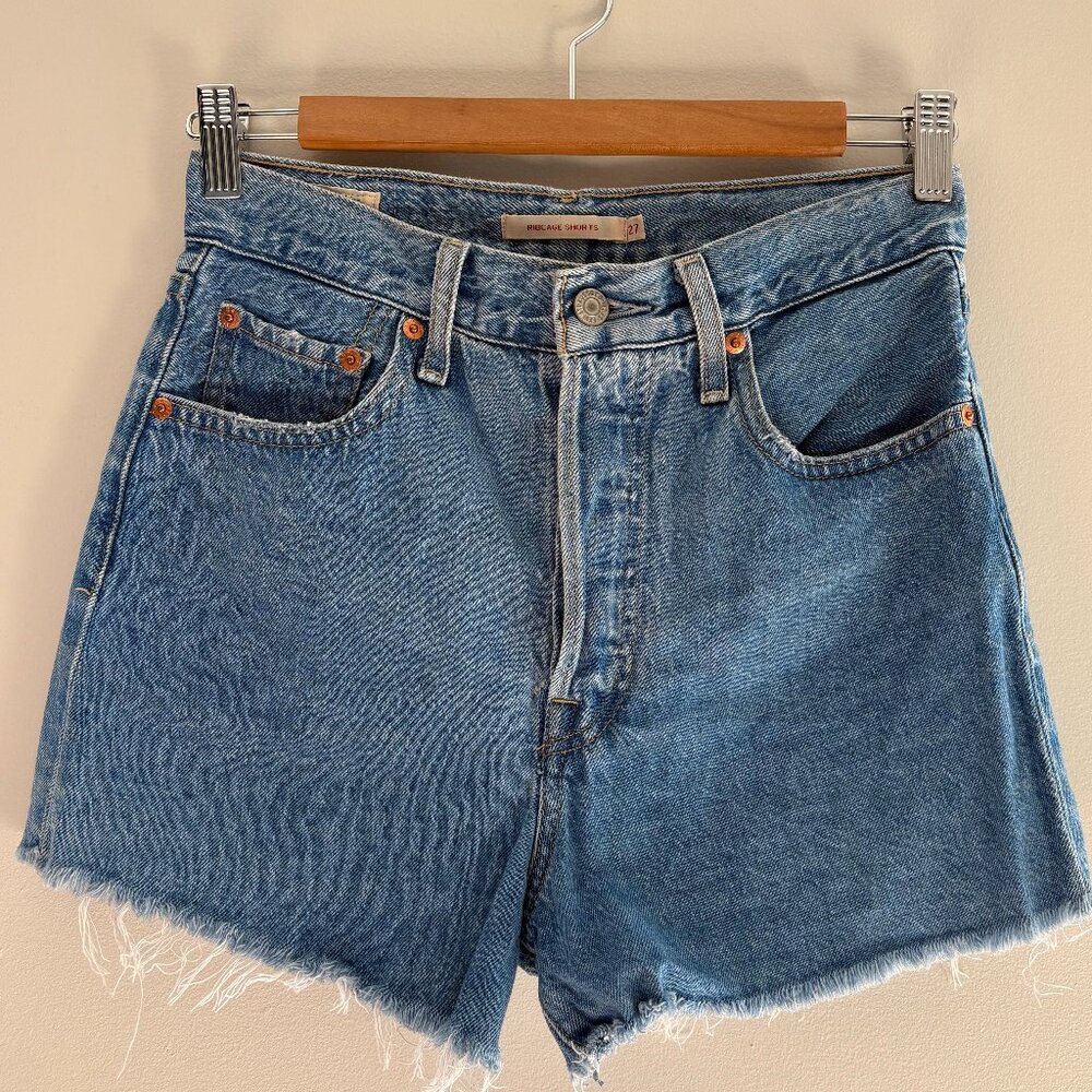 Levi's Ribcage Shorts, Medium Wash